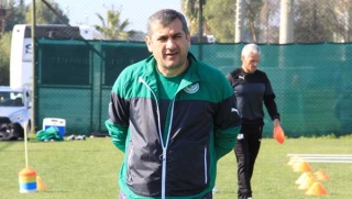 AFFA və PFL Yunis Hüseynovu doğulmağa peşman edib: 